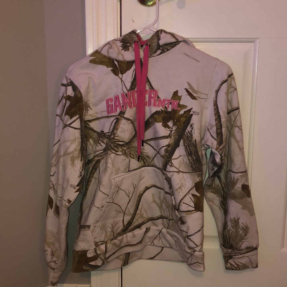 women’s small Gander Mountain hoodie